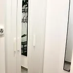 Appartement Dutti's - 1 Apartment, Kueche, Self-check-in, Stellplatz *