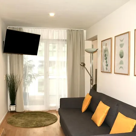 Duha Homes - 1 Apartment, Kueche, Self-check-in, Stellplatz Ingolstadt